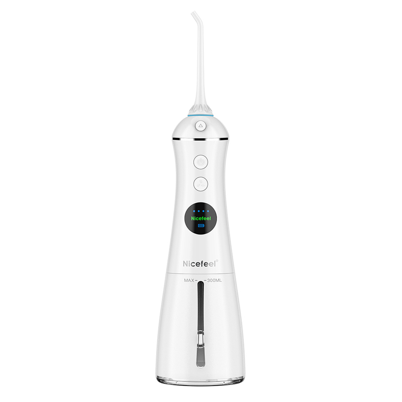 IPX7 Waterproof Nicefeel Water Flosser 2 Nozzles 100-240V Voltage